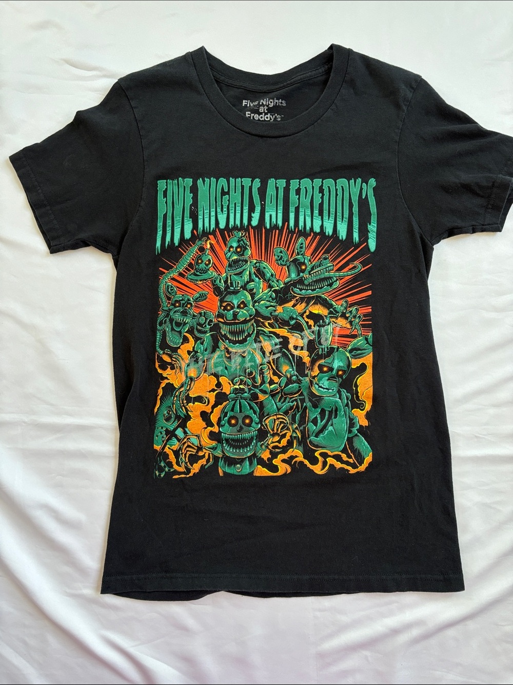 Five Nights at Freddy’s Black Graphic Tee - Men's Horror Game Shirt